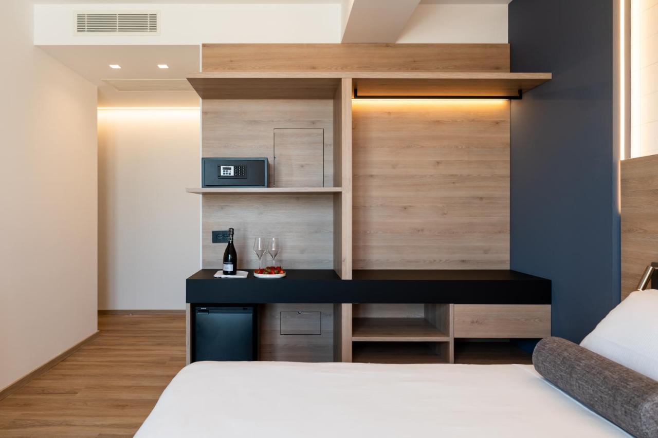 Hotel Sporting Riccione Bagian luar foto