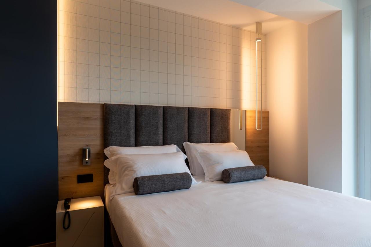 Hotel Sporting Riccione Bagian luar foto