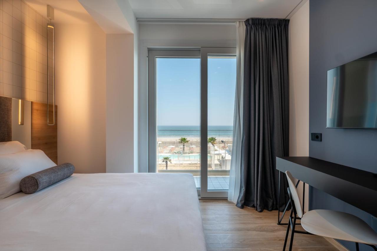 Hotel Sporting Riccione Bagian luar foto