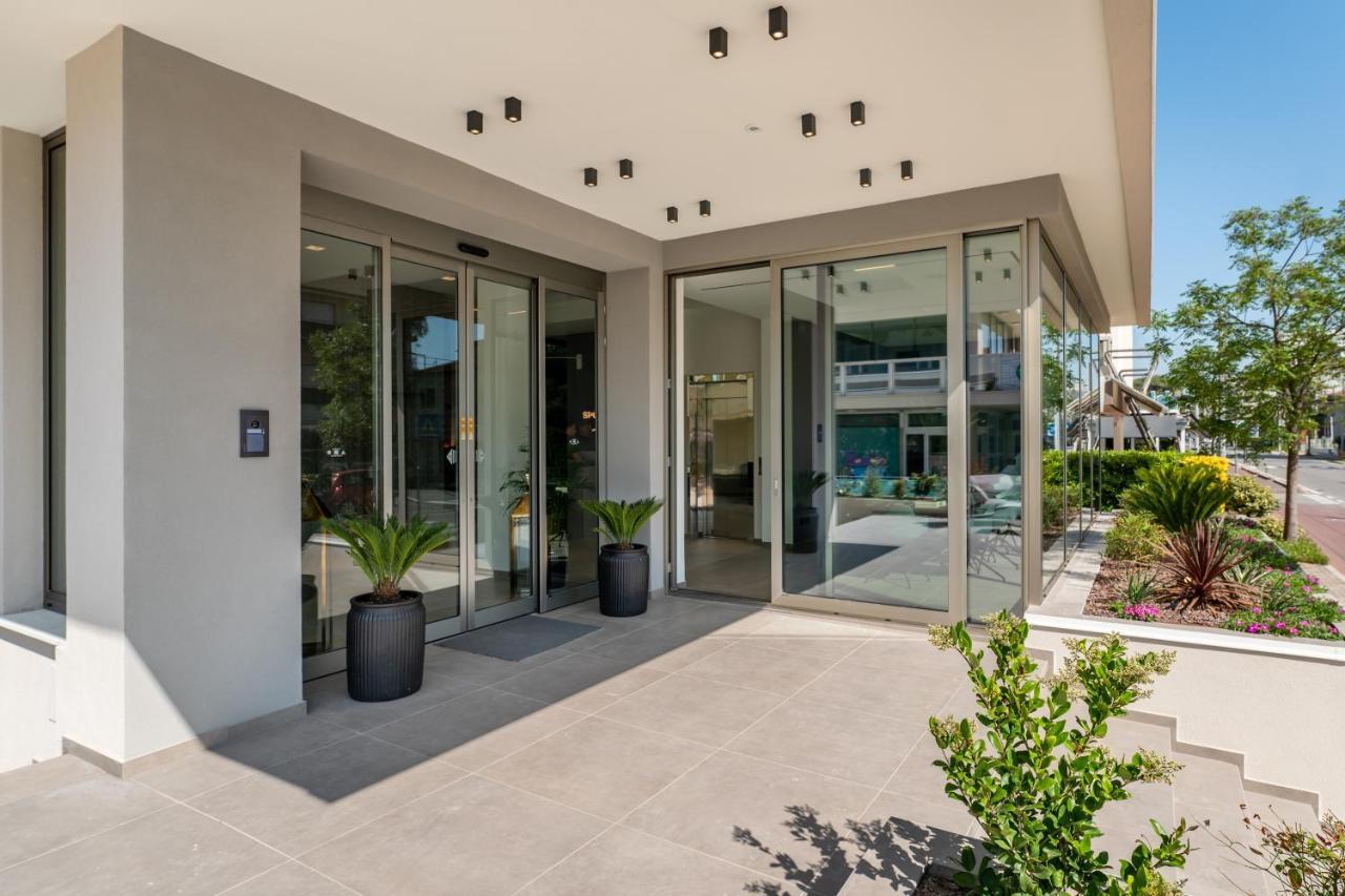 Hotel Sporting Riccione Bagian luar foto
