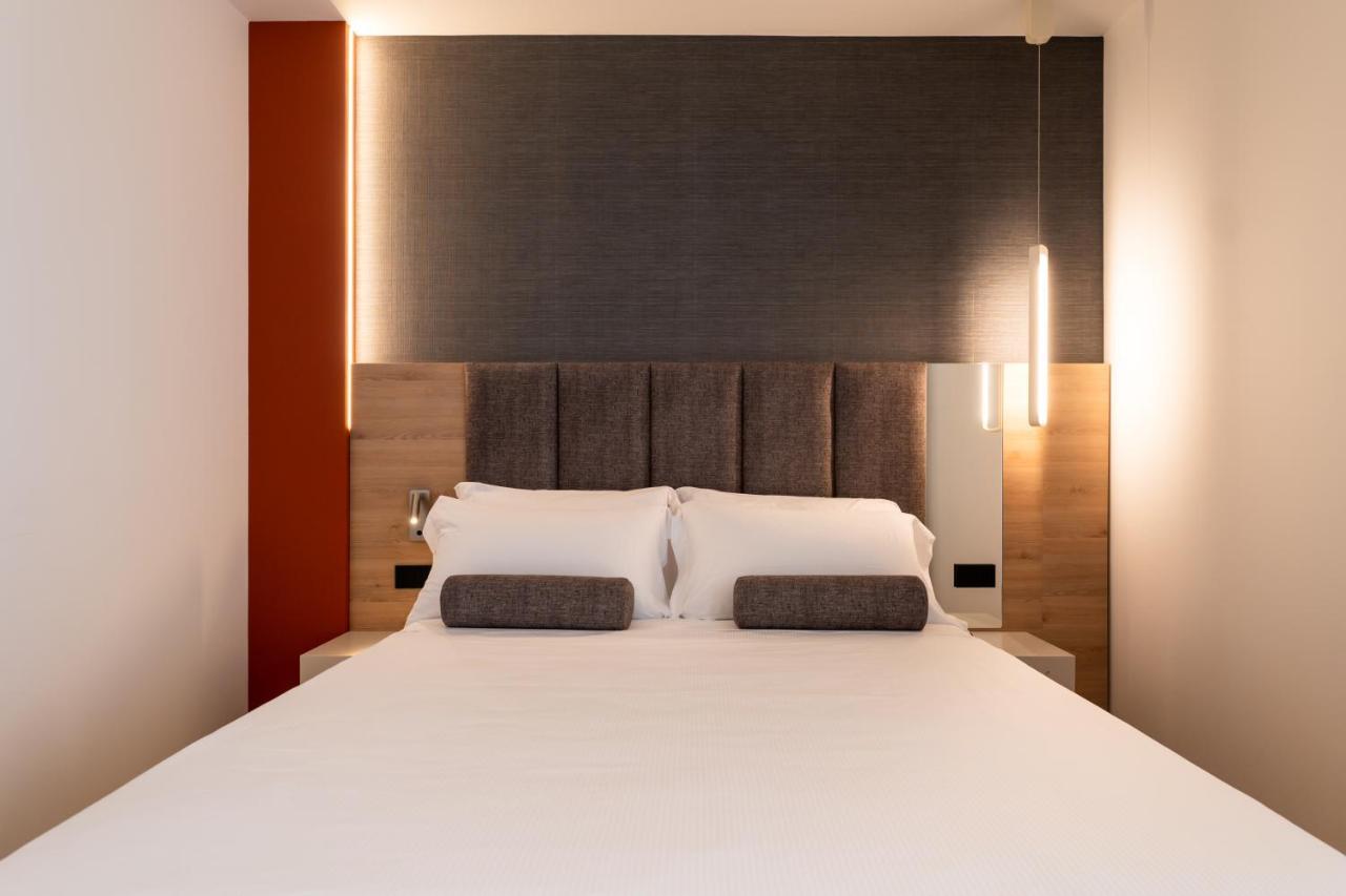 Hotel Sporting Riccione Bagian luar foto
