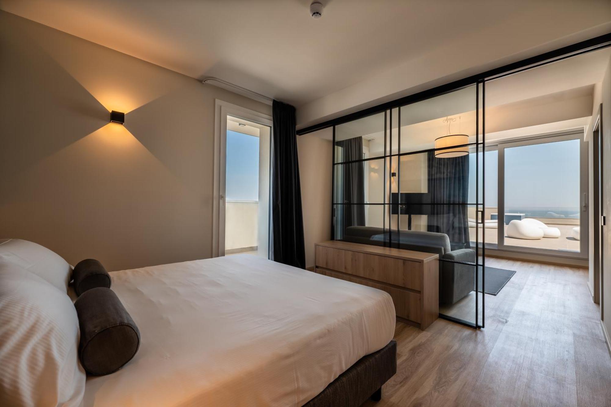 Hotel Sporting Riccione Bagian luar foto